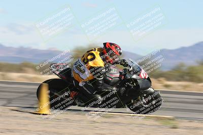 media/Nov-16-2025-Race Pace (Sun) [[8c5fa54630]]/Non Verified Riders (1st 20 Minutes)/3-Turn 3 Inside (11am)/